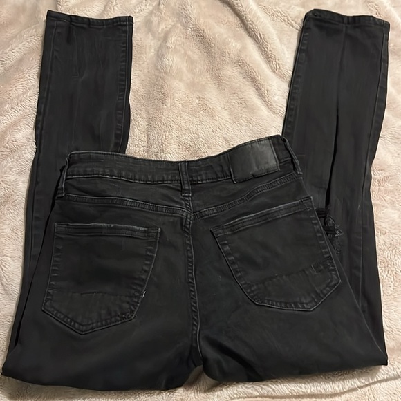Juniors Aeropostale black distressed skinny jeans - Picture 2 of 4
